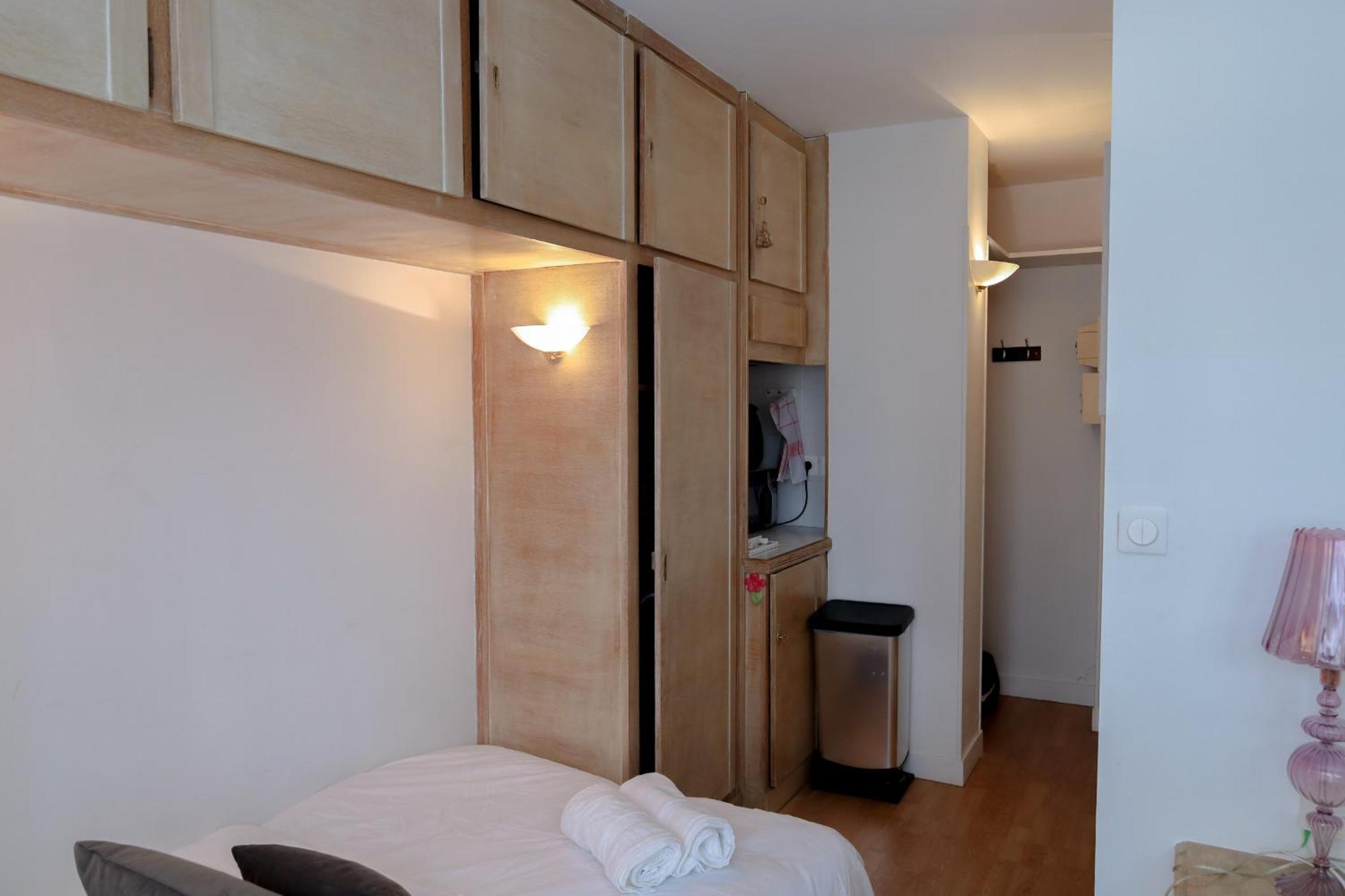 Appartement Cosy Studio Proche Tour Eiffel *